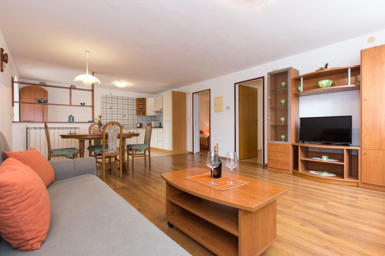Apartment Diana Punat